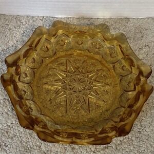 L.E. Smith Art Glass #4288 Moon & Stars In Amber 6-Sided Ashtray Cigar Cigarette